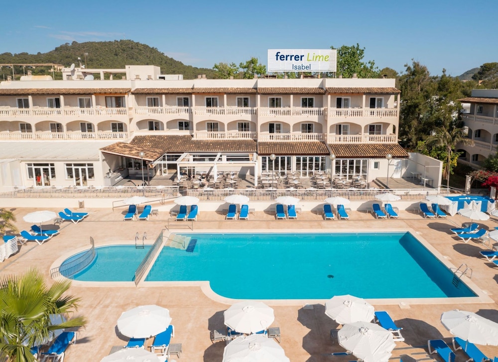 Globales Isabel — Main photo in Cala Bona, Balearic Islands