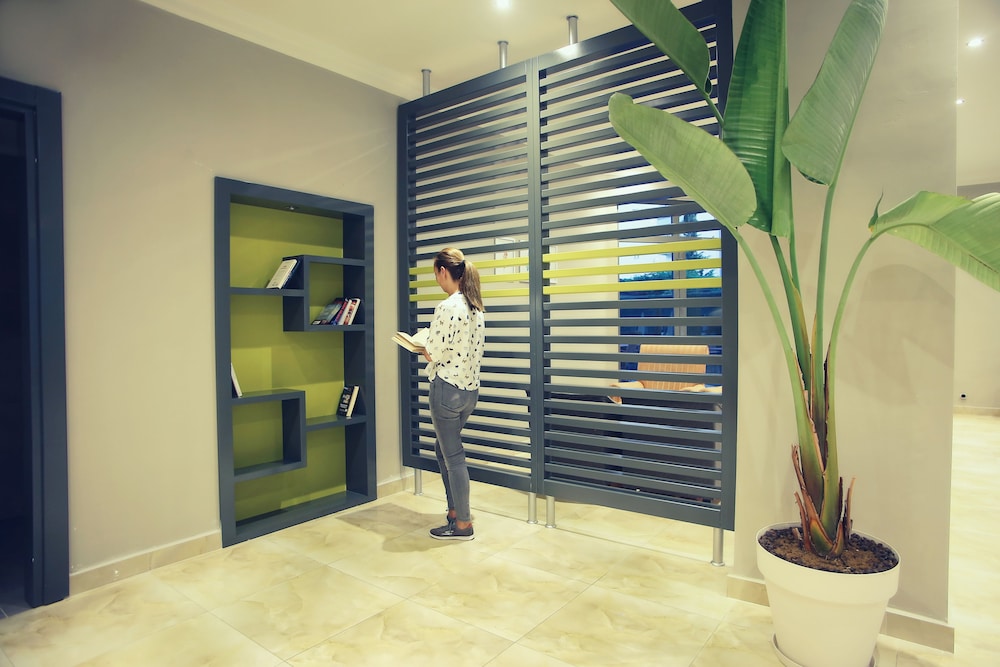Simply Fine Hotel Alize — Hotel building in Alanya