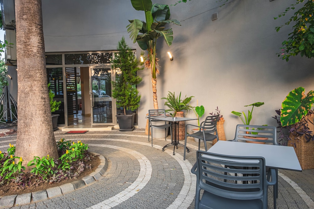 Simply Fine Hotel Alize — Restaurant & bars in Alanya