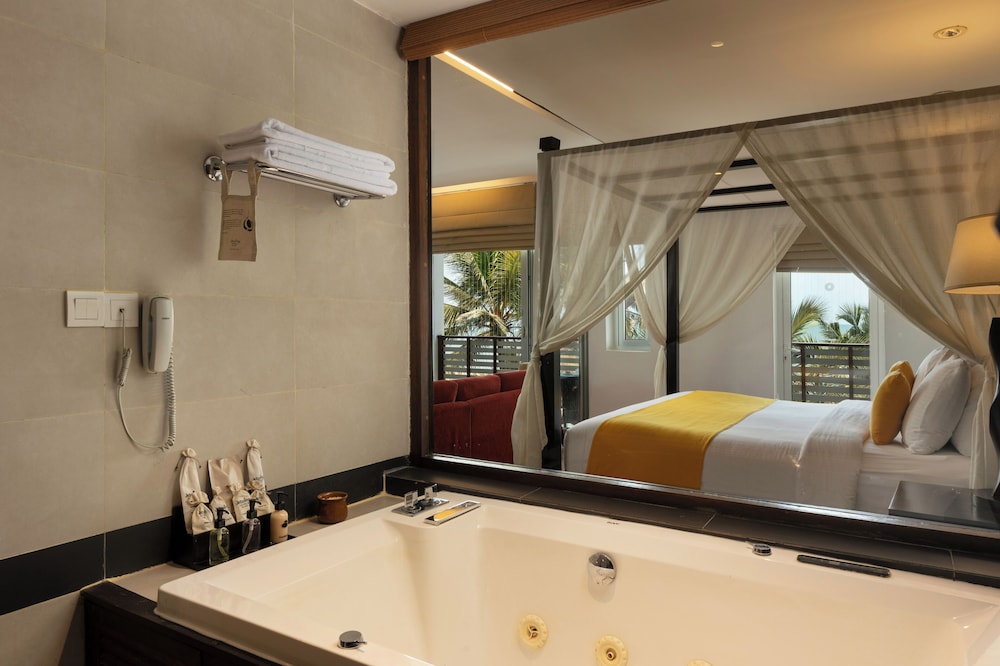 Jetwing Sea — Hotel rooms in Negombo, Western Province