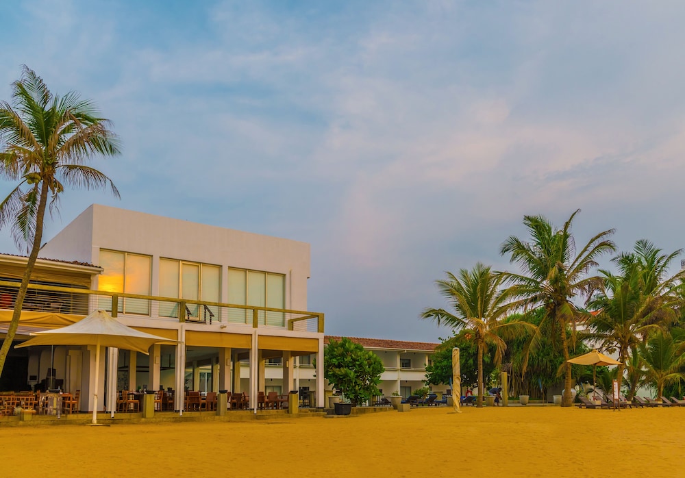 Jetwing Sea — Hotel building in Negombo, Western Province