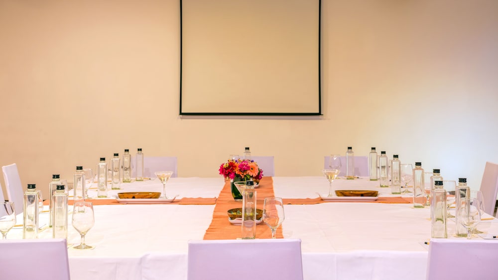Jetwing Sea — Restaurant & bars in Negombo, Western Province