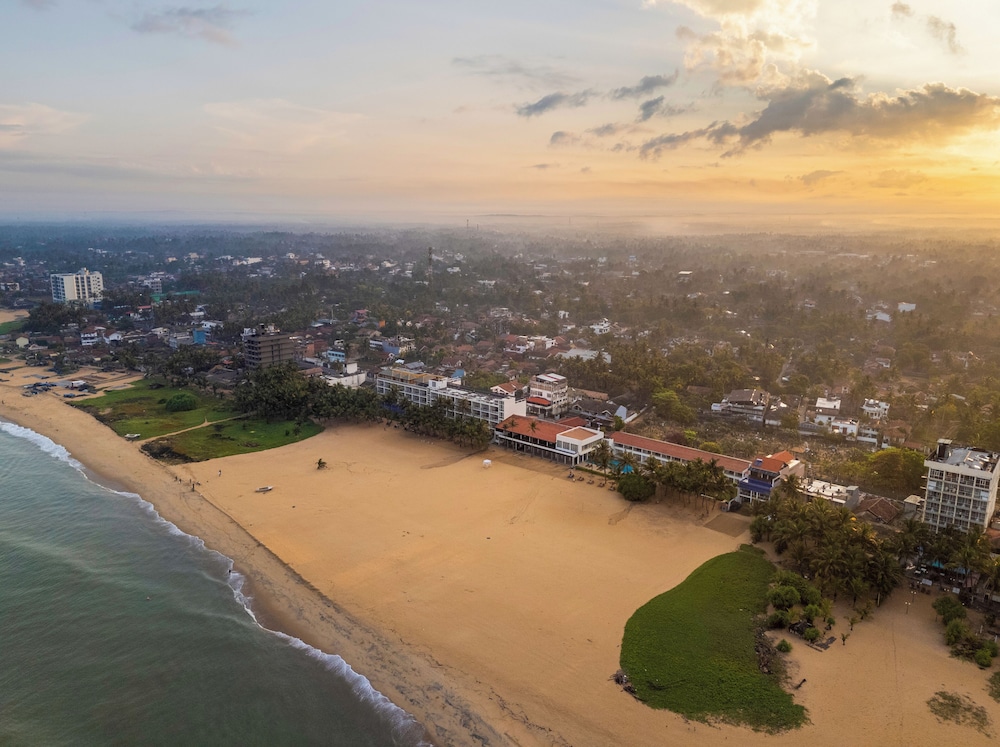 Jetwing Sea — Beach in Negombo, Western Province
