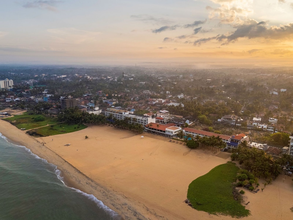 Jetwing Sea — Beach in Negombo, Western Province