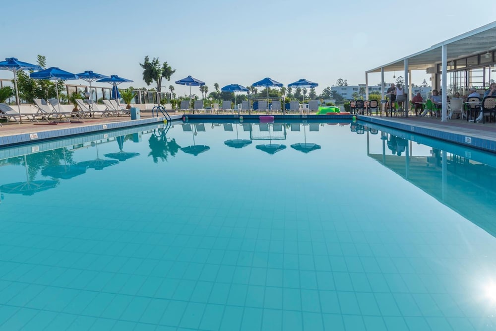Tropical Sol — Swimming pool in Tigaki, South Aegean