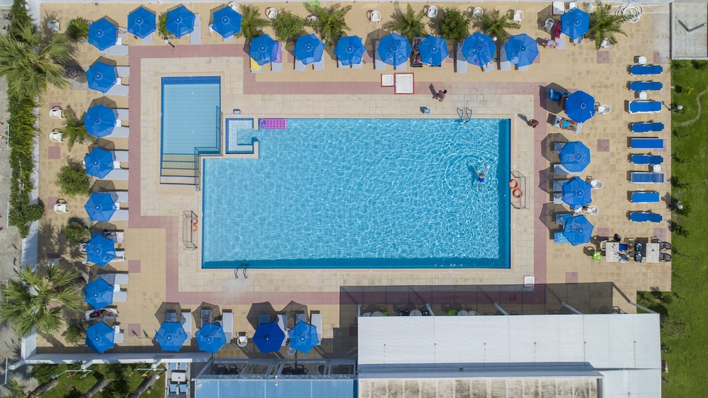 Tropical Sol — Swimming pool in Tigaki, South Aegean