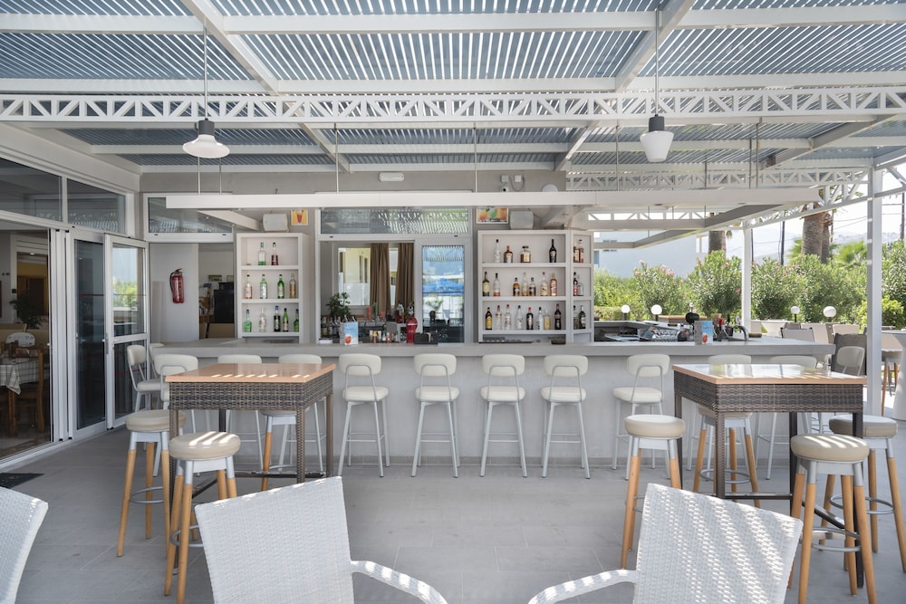 Tropical Sol — Restaurant & bars in Tigaki, South Aegean