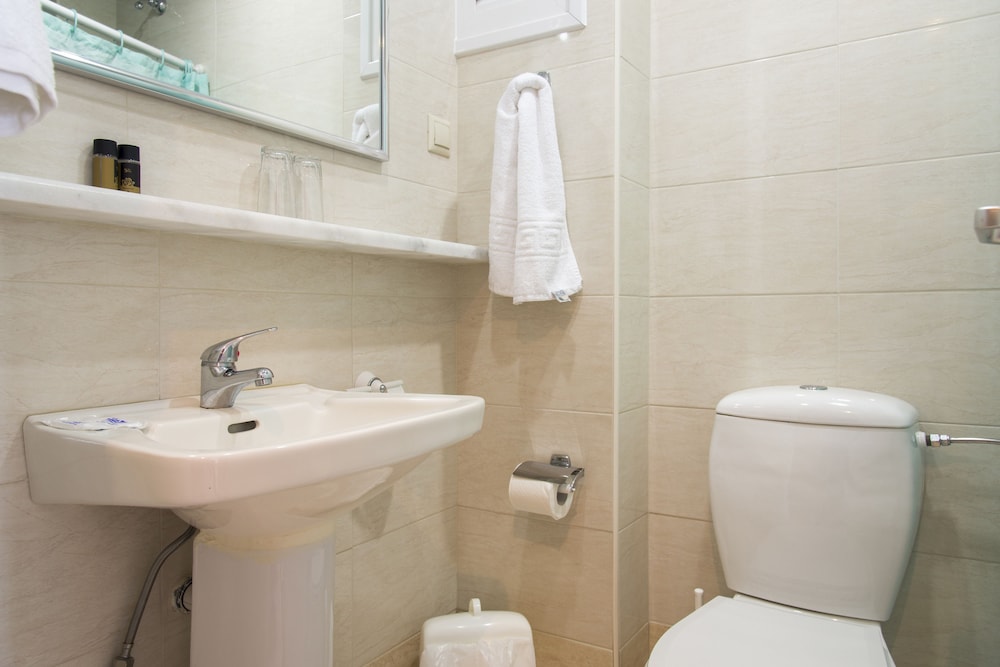 Tropical Sol — Hotel rooms in Tigaki, South Aegean