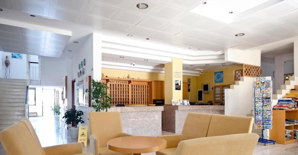 Tropical Sol — Hotel building in Tigaki, South Aegean
