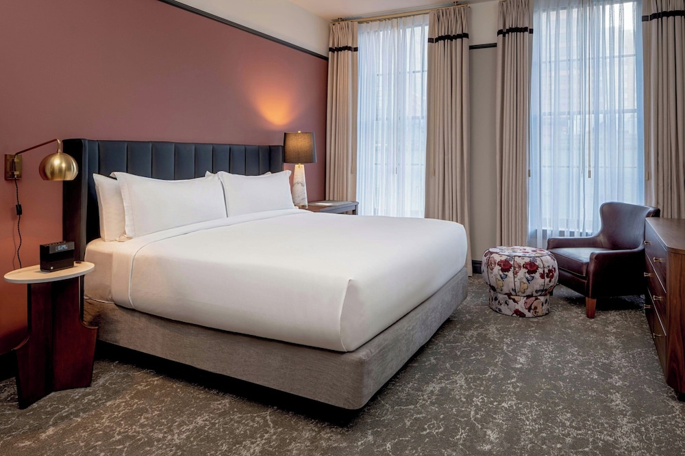 The Eliza Jane, Autograph Collection — Hotel rooms in New Orleans, Louisiana