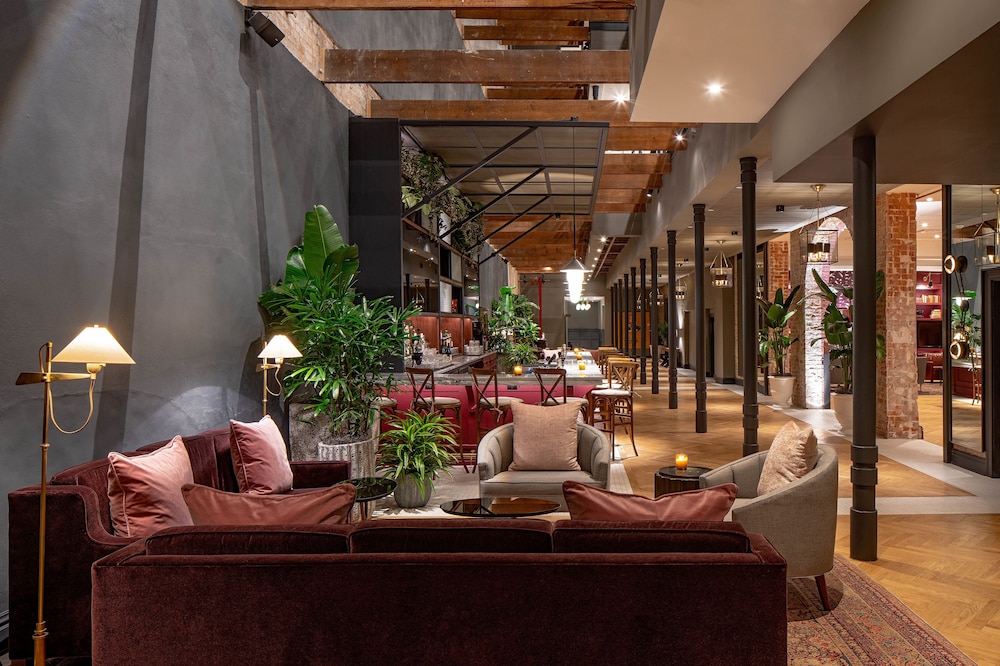 The Eliza Jane, Autograph Collection — Restaurant & bars in New Orleans, Louisiana