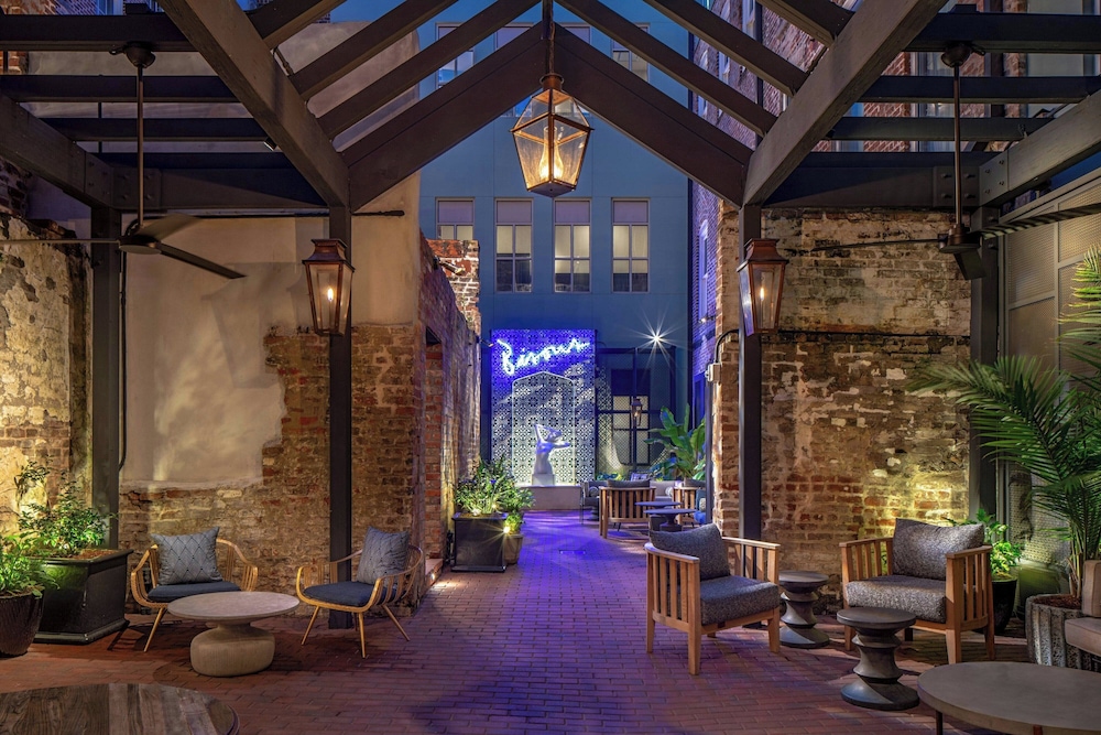 The Eliza Jane, Autograph Collection — Restaurant & bars in New Orleans, Louisiana