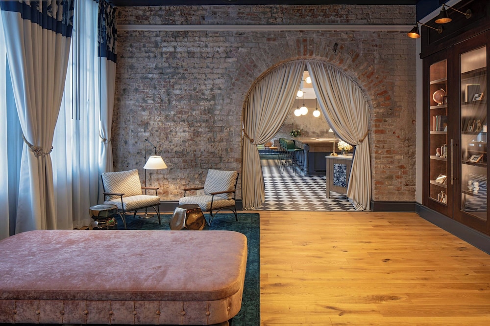 The Eliza Jane, Autograph Collection — Restaurant & bars in New Orleans, Louisiana
