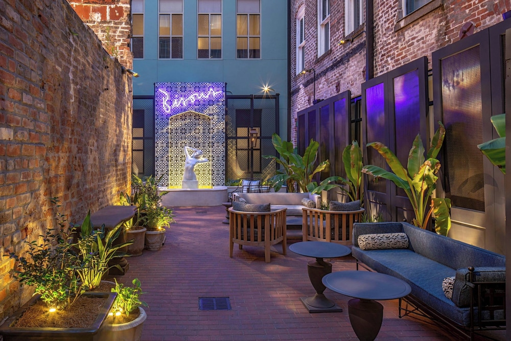 The Eliza Jane, Autograph Collection — Restaurant & bars in New Orleans, Louisiana