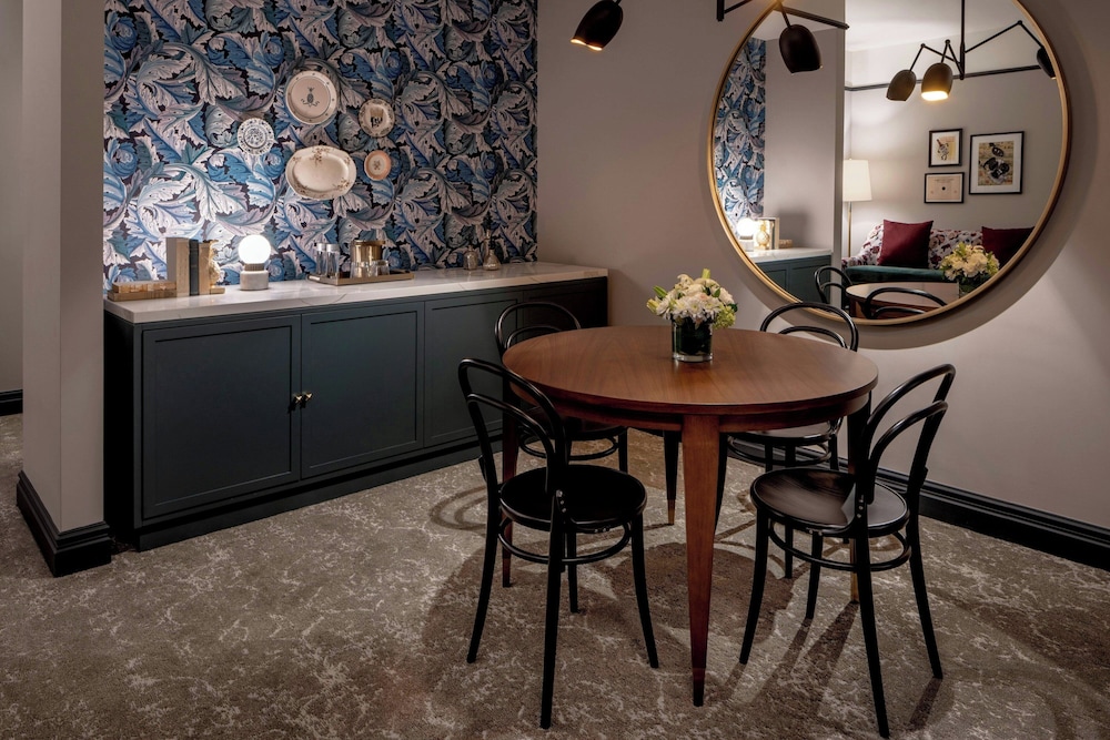 The Eliza Jane, Autograph Collection — Restaurant & bars in New Orleans, Louisiana