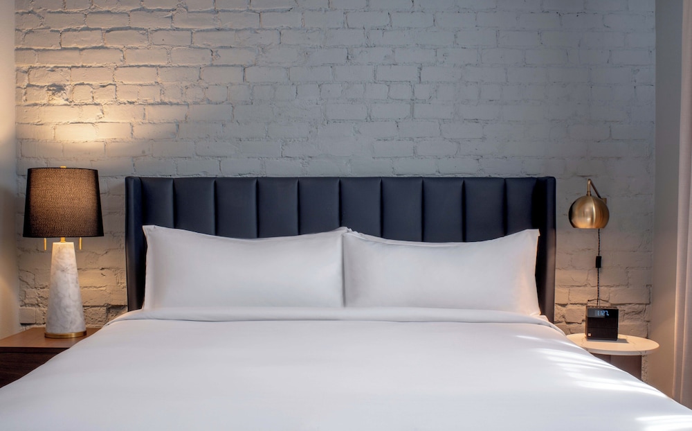 The Eliza Jane, Autograph Collection — Hotel rooms in New Orleans, Louisiana