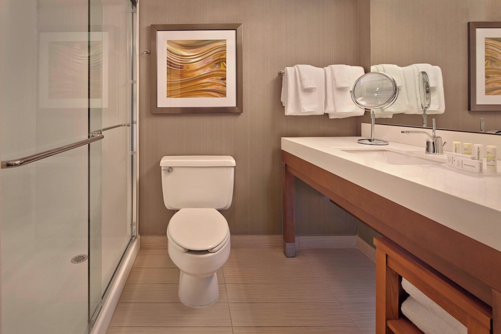 Courtyard by Marriott Philadelphia City Avenue — Hotel rooms in Philadelphia, Pennsylvania