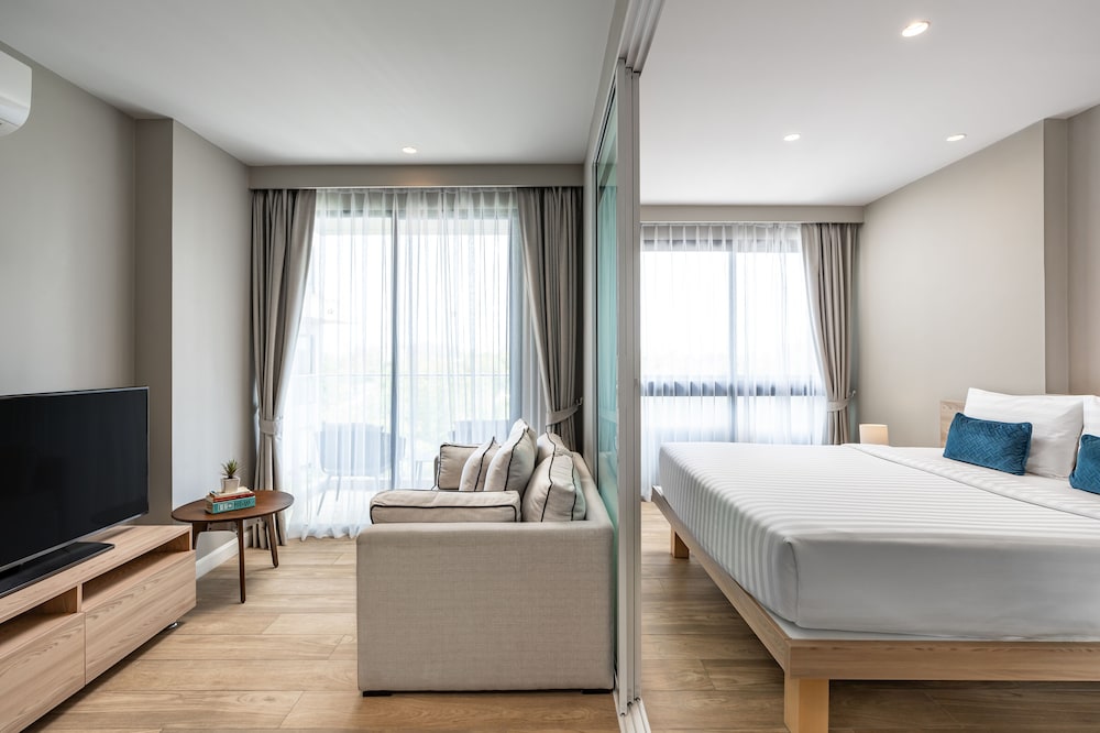 Diamond Resort Phuket Official Account — Hotel rooms in Bang Tao Beach, Phuket Province