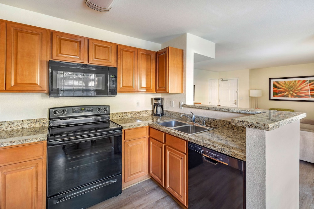 Hilton Vacation Club Desert Retreat Las Vegas — Hotel rooms in Las Vegas, Nevada