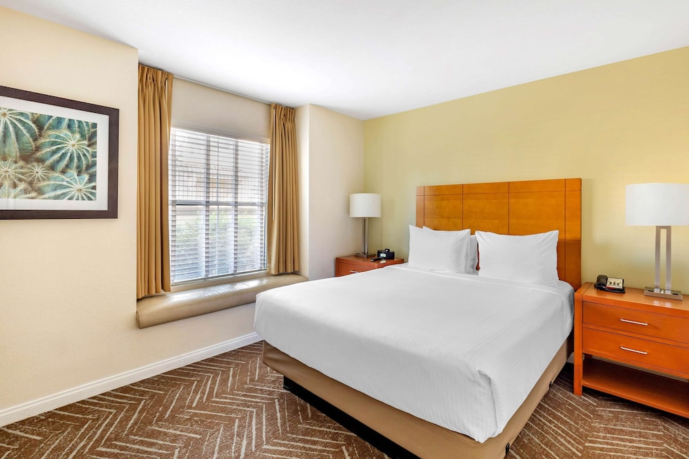 Hilton Vacation Club Desert Retreat Las Vegas — Hotel rooms in Las Vegas, Nevada