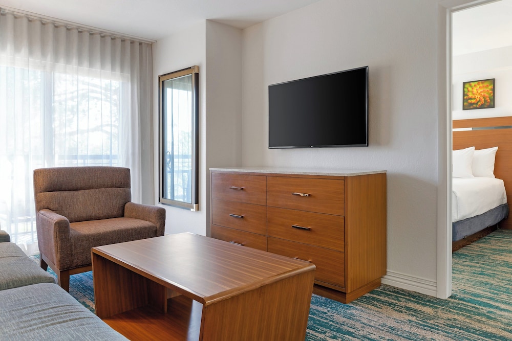 Desert Rose Resort - No Resort Fee — Hotel rooms in Las Vegas, Nevada