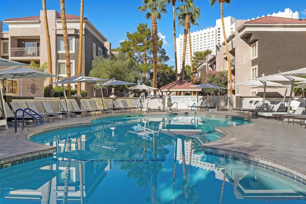 Desert Rose Resort - No Resort Fee — Swimming pool in Las Vegas, Nevada