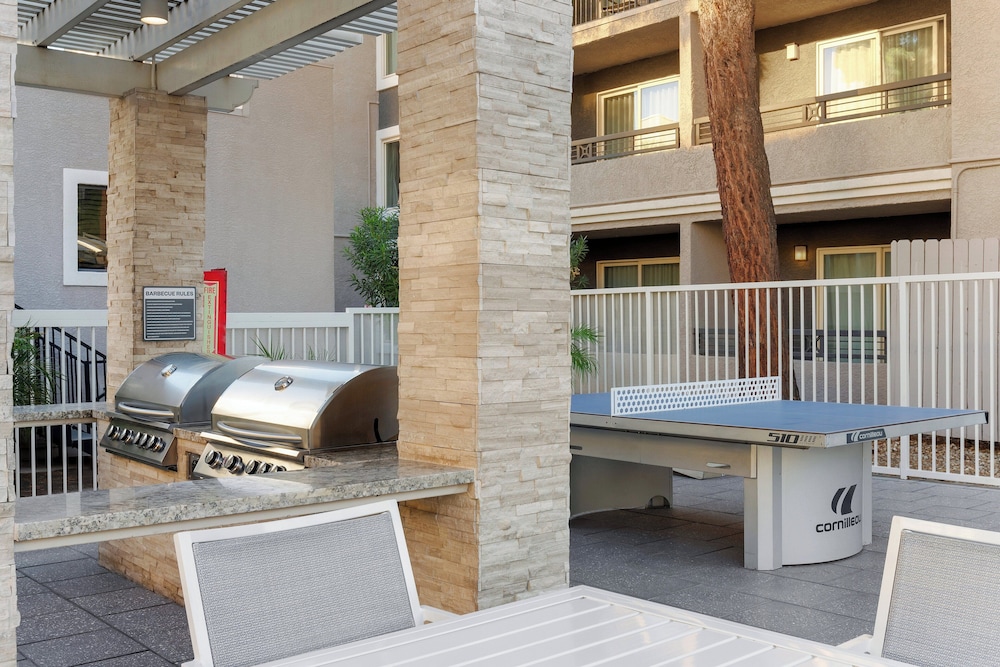 Desert Rose Resort - No Resort Fee — Sports & recreation in Las Vegas, Nevada