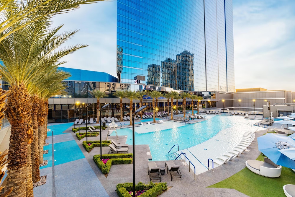 Hilton Grand Vacations Club Elara Center Strip Las Vegas — Main photo in Las Vegas, Nevada