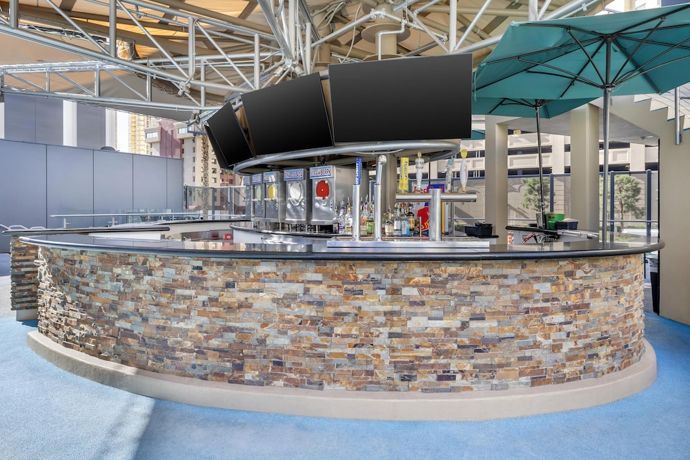 Hilton Grand Vacations Club Elara Center Strip Las Vegas — Restaurant & bars in Las Vegas, Nevada