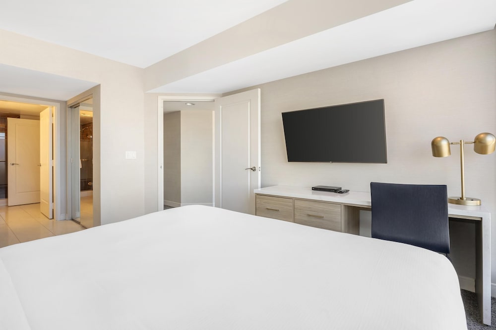 Hilton Grand Vacations Club Elara Center Strip Las Vegas — Hotel rooms in Las Vegas, Nevada