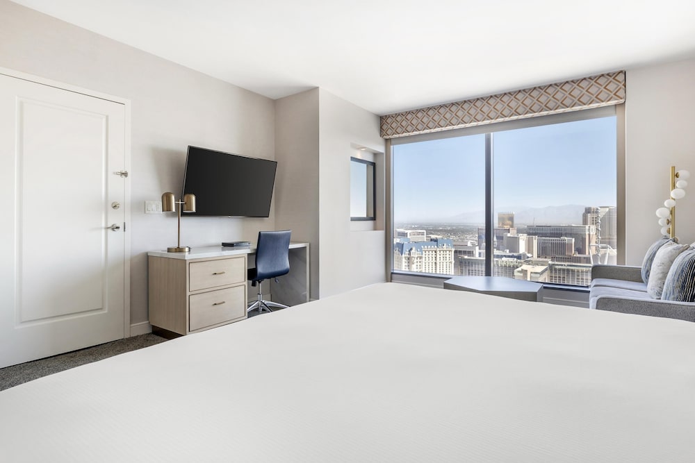 Hilton Grand Vacations Club Elara Center Strip Las Vegas — Hotel rooms in Las Vegas, Nevada