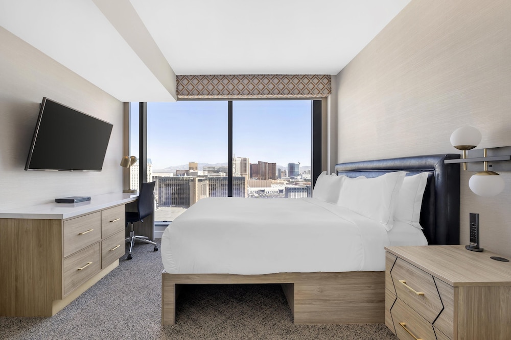 Hilton Grand Vacations Club Elara Center Strip Las Vegas — Hotel rooms in Las Vegas, Nevada
