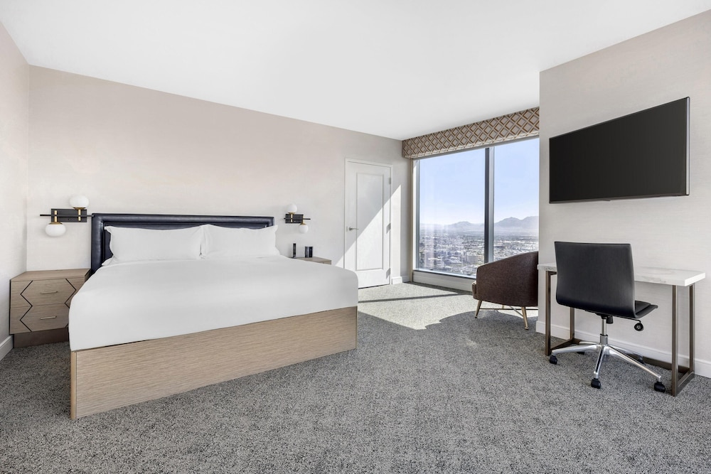 Hilton Grand Vacations Club Elara Center Strip Las Vegas — Hotel rooms in Las Vegas, Nevada