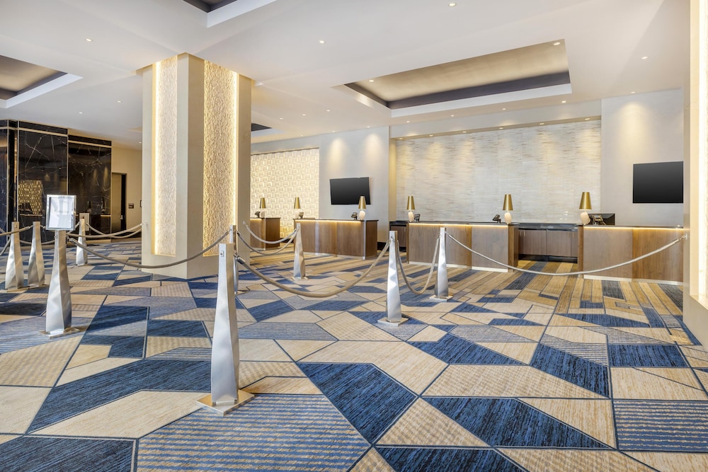 Hilton Grand Vacations Club Elara Center Strip Las Vegas — Hotel building in Las Vegas, Nevada