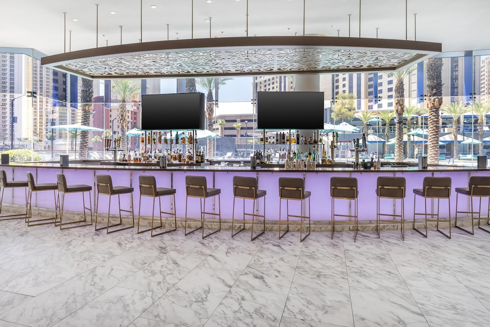 Hilton Grand Vacations Club Elara Center Strip Las Vegas — Restaurant & bars in Las Vegas, Nevada