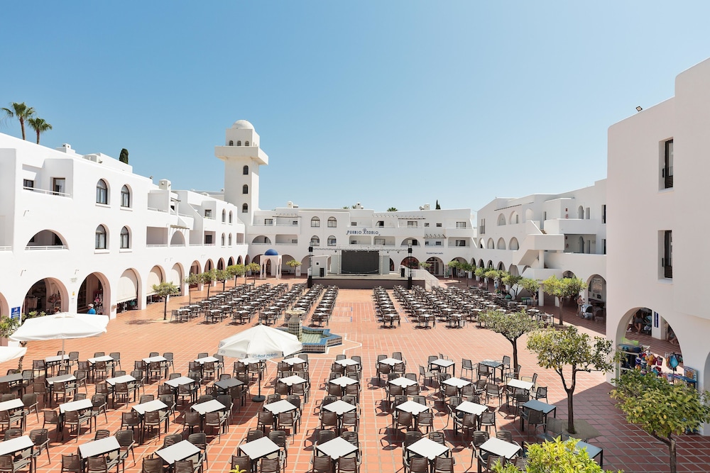 Apartamentos Best Club Pueblo Indalo — Hotel building in Mojacar, Andalusia