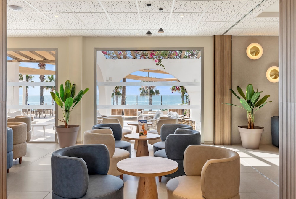 Apartamentos Best Club Pueblo Indalo — Restaurant & bars in Mojacar, Andalusia