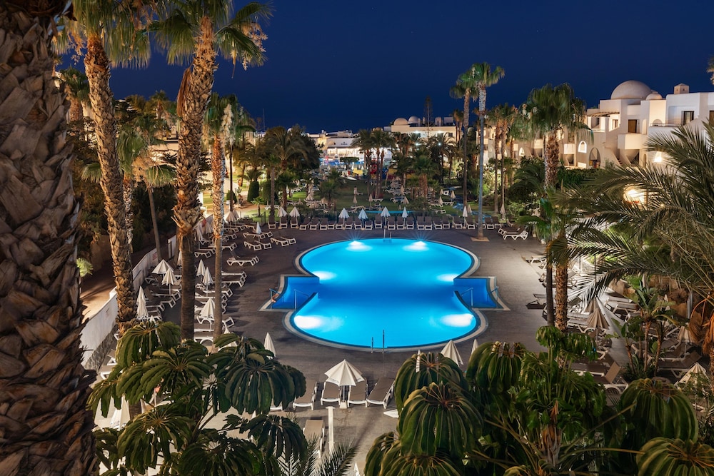 Apartamentos Best Club Pueblo Indalo — Swimming pool in Mojacar, Andalusia