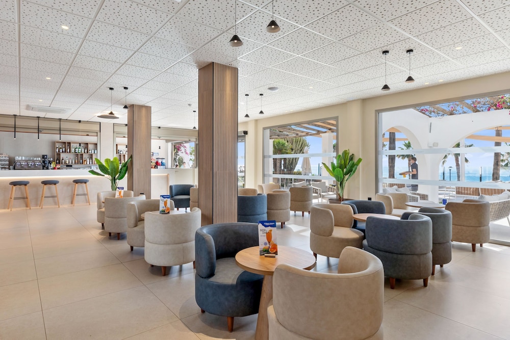 Apartamentos Best Club Pueblo Indalo — Restaurant & bars in Mojacar, Andalusia