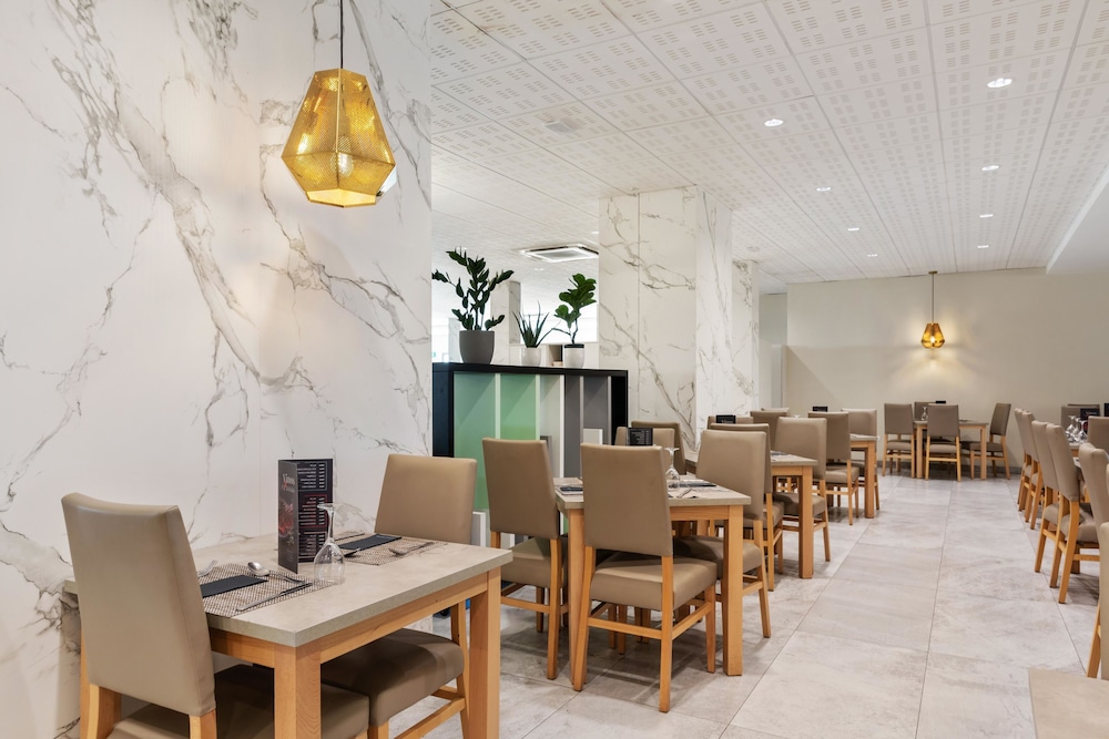 Apartamentos Best Club Pueblo Indalo — Restaurant & bars in Mojacar, Andalusia