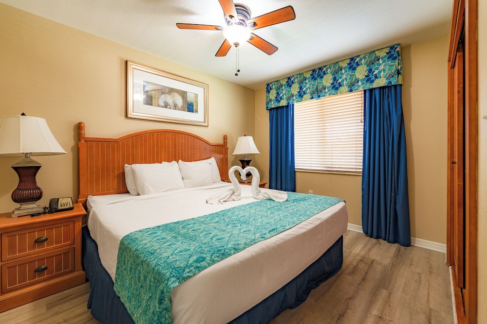 FantasyWorld Resort — Hotel rooms in Kissimmee, Florida