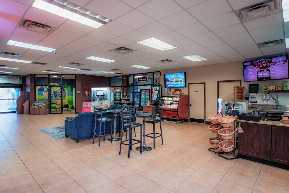 FantasyWorld Resort — Restaurant & bars in Kissimmee, Florida