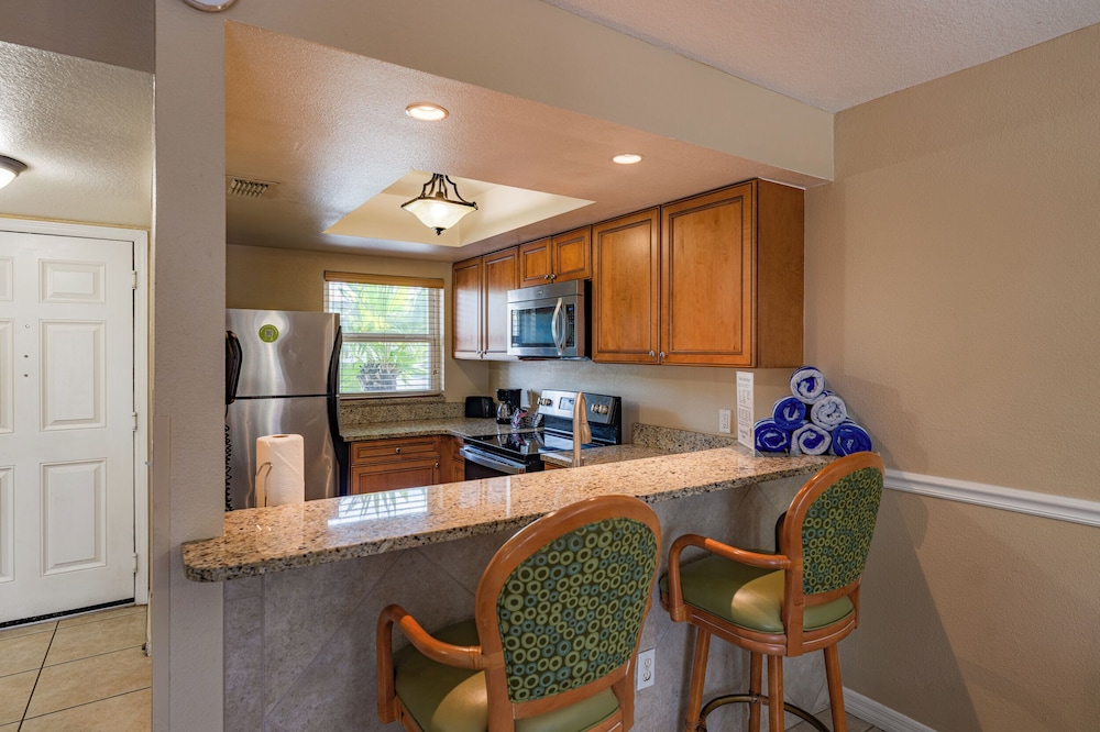 FantasyWorld Resort — Hotel rooms in Kissimmee, Florida