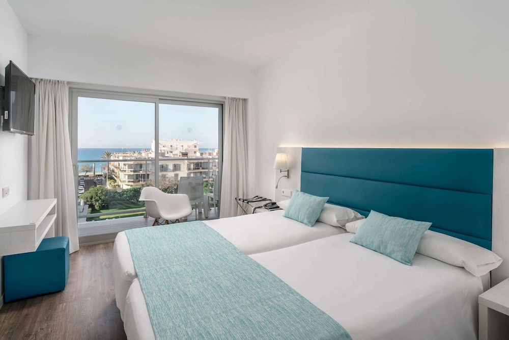 Alua Leo - Hyatt Inclusive Collection — Hotel rooms in Playa de Palma, Balearic Islands