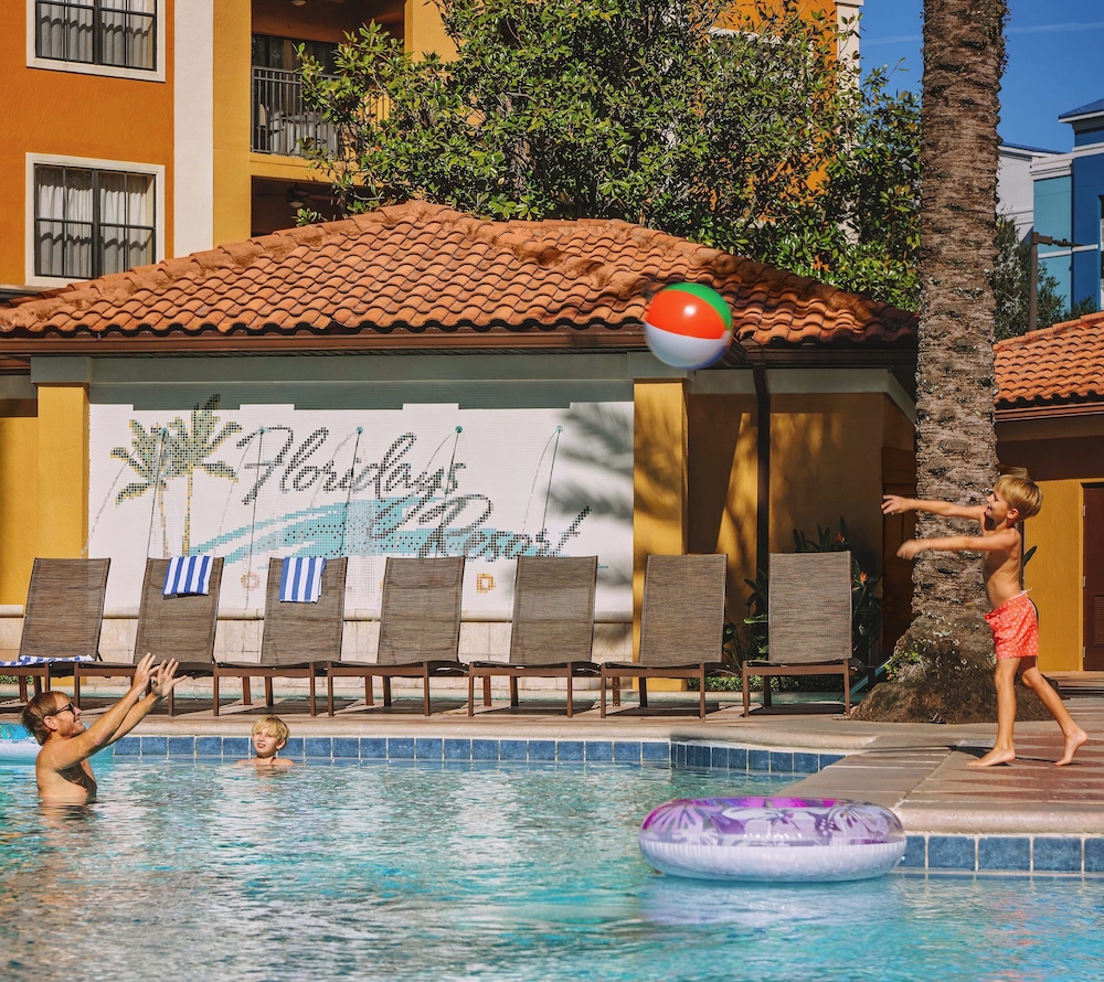 Floridays Resort Orlando — Swimming pool in Orlando, Florida