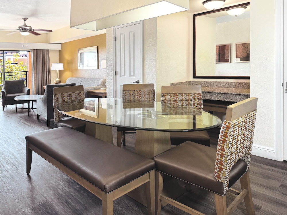 Floridays Resort Orlando — Hotel rooms in Orlando, Florida