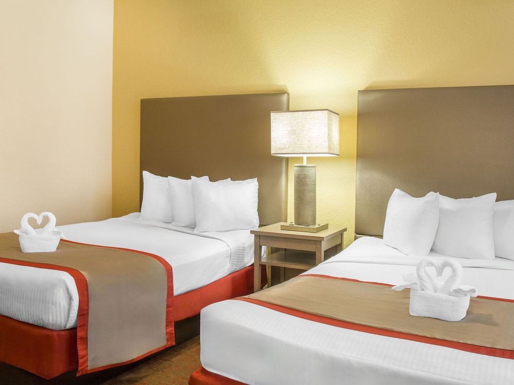 Floridays Resort Orlando — Hotel rooms in Orlando, Florida