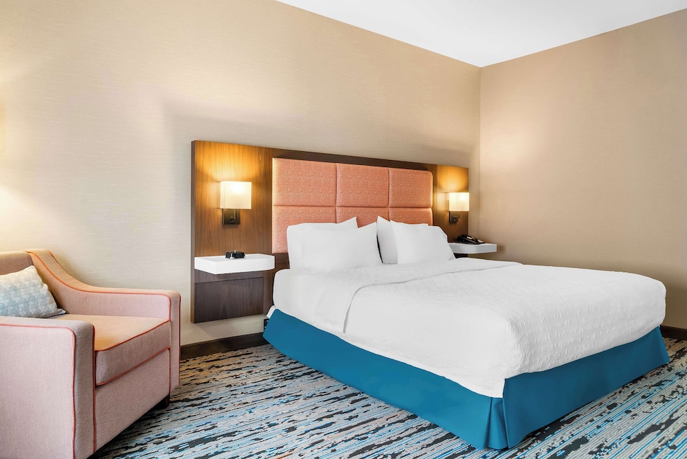 Hampton Inn Detroit/Auburn Hills-North — Hotel rooms in Auburn Hills, Michigan