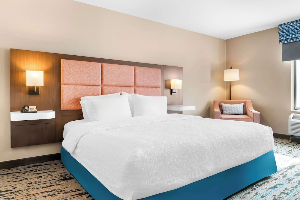 Hampton Inn Detroit/Auburn Hills-North — Hotel rooms in Auburn Hills, Michigan
