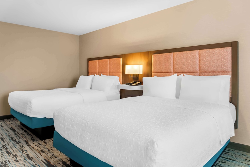 Hampton Inn Detroit/Auburn Hills-North — Hotel rooms in Auburn Hills, Michigan
